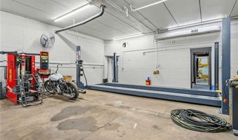 128 Pleasant St, Anoka, MN 55303