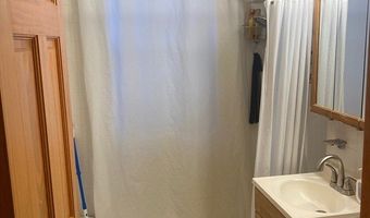 324 Summit Ave 1, Boston, MA 02135