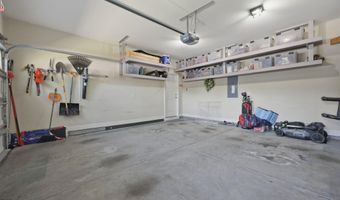 7808 Lagenaria Dr, Angier, NC 27501