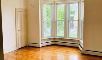 37 Lincoln Ave, Bristol, RI 02809