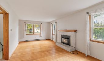 15 Blondin Cir, Burlington, VT 05408