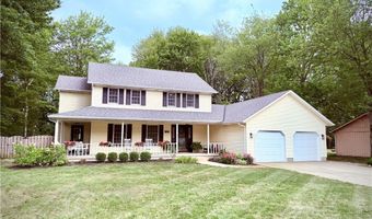 1125 Royal Dr, Amherst, OH 44001