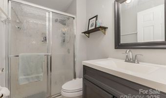 7215 Connan Ln, Charlotte, NC 28226