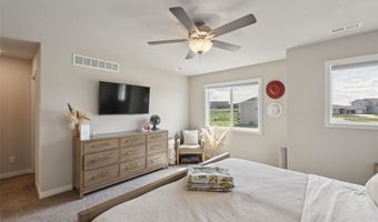 4124 NW 13th St, Ankeny, IA 50023