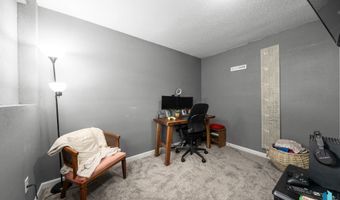 205 S 1st Ave, Brandon, SD 57005