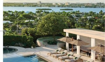 1177 Kane Concourse 405, Bay Harbor Islands, FL 33154