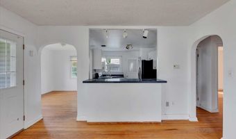 213 Shaker Rd, Albany, NY 12211