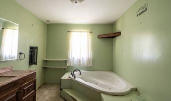 925 State St, Altoona, KS 66710