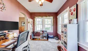 118 E Broadway Ave, Augusta, KS 67010