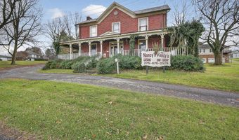 302 SW Front St, Abingdon, VA 24210