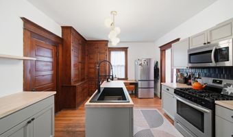 121 Dallas St, Adrian, MI 49221