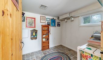 15 Lake Wallkill Rd, Alloway, NJ 07461