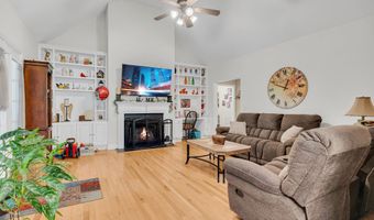 905 Daisy Ln, Athens, GA 30605