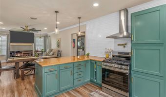 117 E Robinson Pl, Shreveport, LA 71104