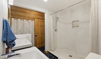154 Oak Trail Cir, Cold Creek, NV 89124