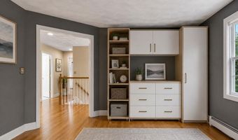 22 Lakewood Dr, Alton, NH 03810