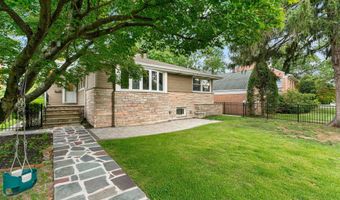 212 CRYSTAL LAKE Ave, Audubon, NJ 08106