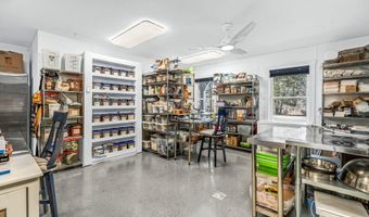 156 Congress St, Belfast, ME 04915