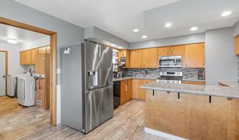 765 13th Ave SE, Albany, OR 97322