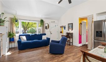 239 Richmond Dr, Warwick, RI 02888