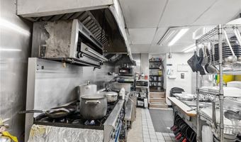 888 Charles St, North Providence, RI 02904