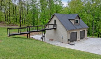 39403 State Route 689, Albany, OH 45710