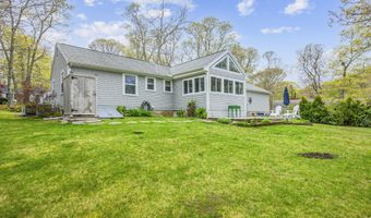 122 Salt Rock Rd, Barnstable, MA 02630