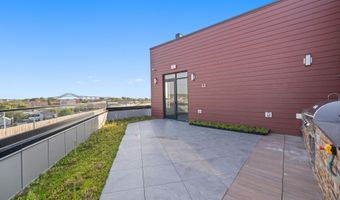 17 AVENUE E 505, Bayonne, NJ 07002