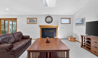 5574 Bantry Ln, Fitchburg, WI 53711