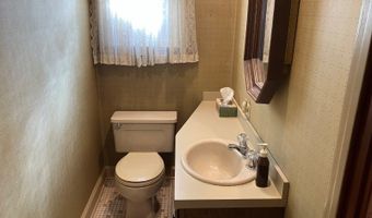 83 Melwex St, Belleville, NJ 07109