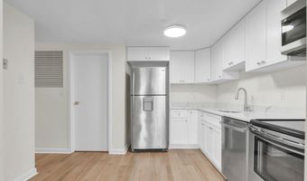 1530 KEY Blvd 715, Arlington, VA 22209