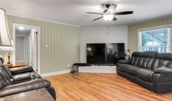 610 Summit Dr, Albany, GA 31707