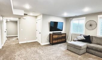 2737 Pinfire Crk, Ammon, ID 83406