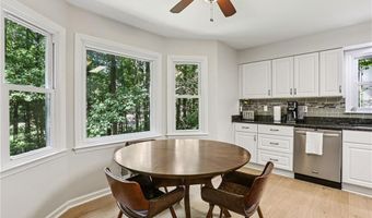 195 Wendy Hill Dr, Alpharetta, GA 30009