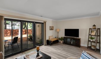 75 Bradford Ct, Aberdeen, NJ 07747