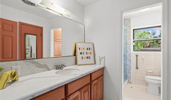1333 Rose Dr, Alice, TX 78332
