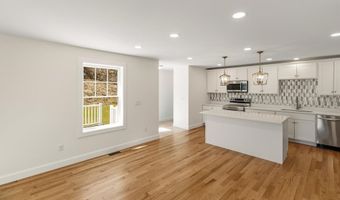 28 Pebble Ct 14, Barrington, NH 03825