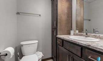38 N 6th St, Baltic, SD 57003
