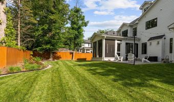 6213 DAHLONEGA Rd, Bethesda, MD 20816