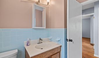1878 Broadway Dr, Bean Station, TN 37708