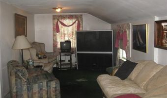 188 Greene Ln, Middletown, RI 02840