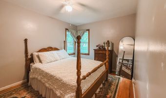 435 W Main St, Arcola, IL 61910