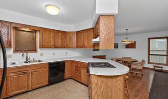4612 Dover Dr, Ames, IA 50014