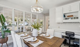 210 Old Plantation Dr, Beaufort, SC 29907