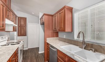 2605 S TOMAHAWK Rd 120, Apache Junction, AZ 85119