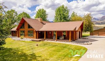 9 Falcon Dr, Cody, WY 82414