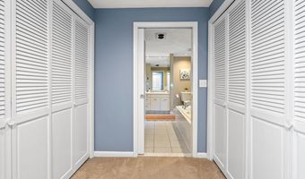 3 Hickory Ln, Andover, MA 01810
