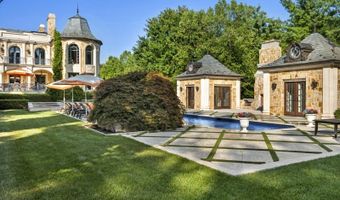 31 Rio Vista Dr, Alpine, NJ 07620