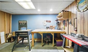 4289 Wedgewood Dr, Austintown, OH 44511