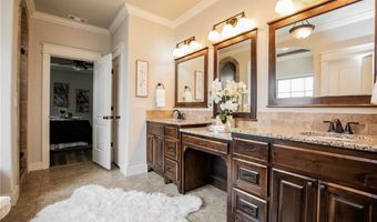 3601 SW Willowbrook Rd, Bentonville, AR 72713